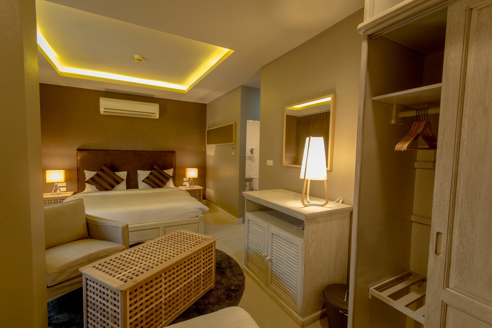 Bondi Hotel Samui ボプート エクステリア 写真